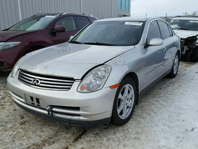 JNKCV51F34M703913 - 2004 INFINITI G35 SILVER photo 2