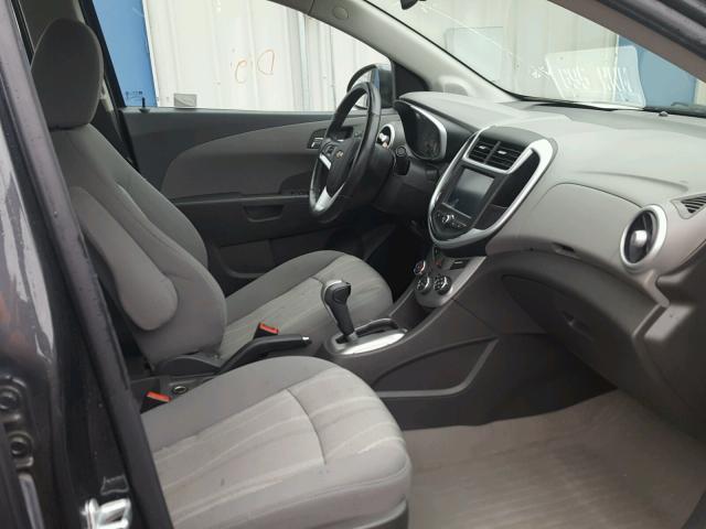 1G1JD5SH6H4112467 - 2017 CHEVROLET SONIC LT 石墨色 照片 5