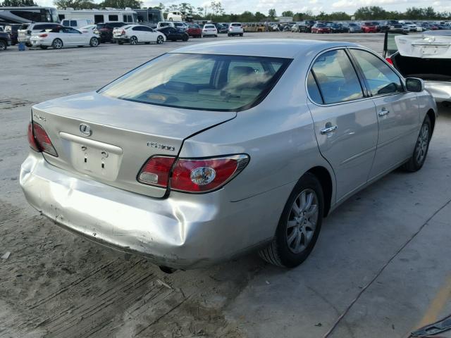 JTHBF30G520074165 - 2002 LEXUS ES 300 SILVER photo 4