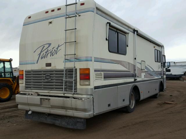 4S7PT9J15PC009785 - 1993 SPARTAN MOTORS MOTORHOME WHITE photo 4