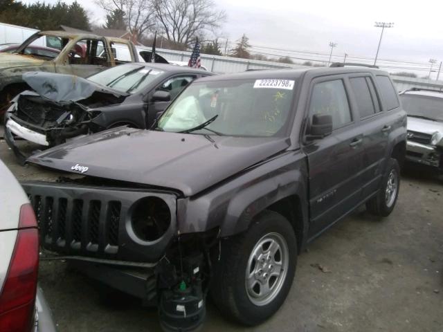 1C4NJRBB4FD412526 - 2015 JEEP PATRIOT SP GRAY photo 2