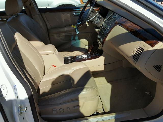 1G6KD57Y67U175753 - 2007 CADILLAC DTS CREAM photo 5