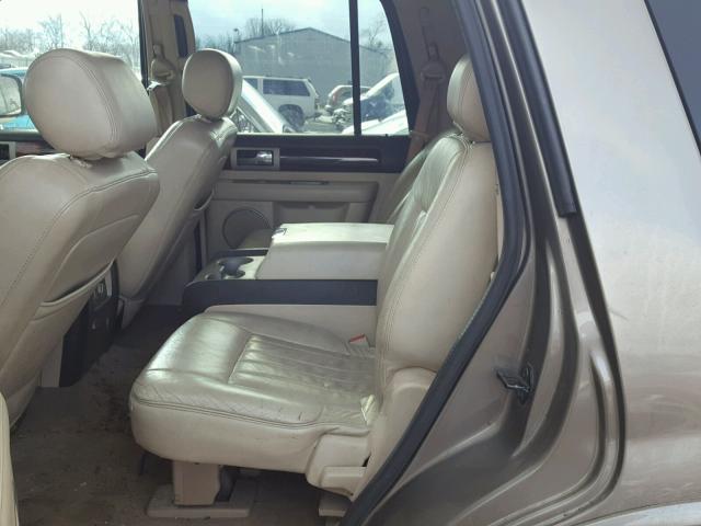 5LMFU27R03LJ05650 - 2003 LINCOLN NAVIGATOR TAN photo 6