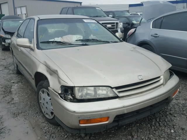 1HGCD5638SA153823 - 1995 HONDA ACCORD LX GOLD photo 1