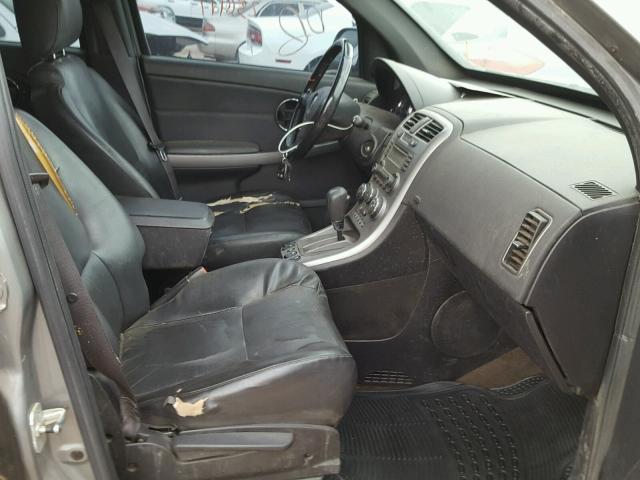 2CKDL63F166102976 - 2006 PONTIAC TORRENT GRAY photo 5