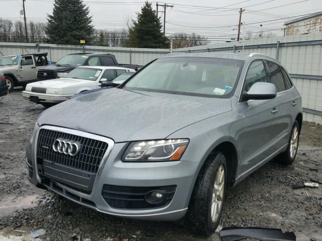 WA1LFAFP6BA103307 - 2011 AUDI Q5 PREMIUM GRAY photo 2