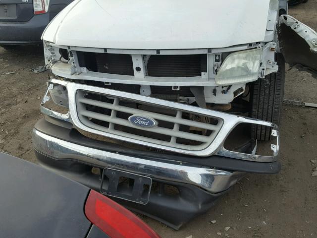 2FTRF17264CA75190 - 2004 FORD F-150 HERI WHITE photo 9