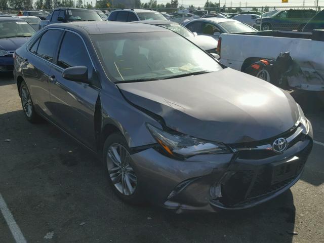 4T1BF1FK4GU187151 - 2016 TOYOTA CAMRY LE GRAY photo 1