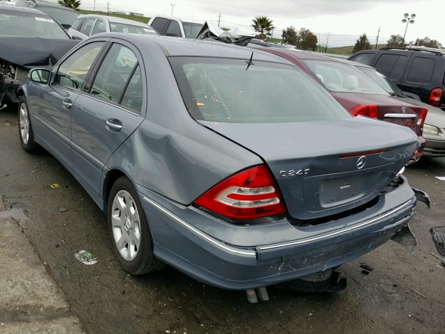 WDBRF61JX5F591425 - 2005 MERCEDES-BENZ C 240 BLUE photo 3