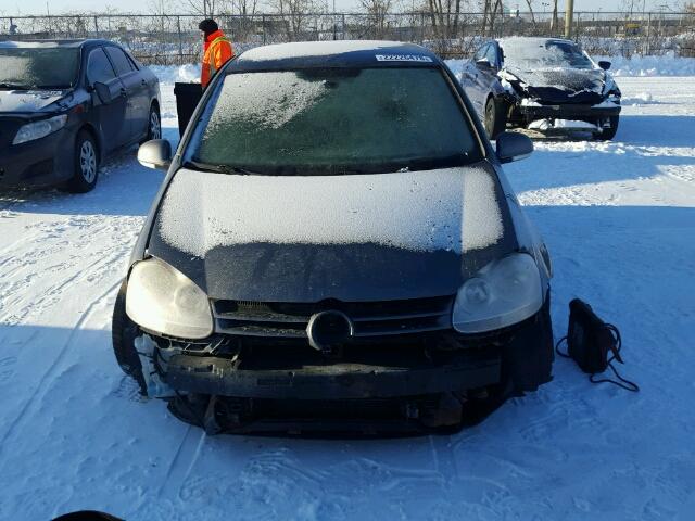 WVWCR71K67W157681 - 2007 VOLKSWAGEN RABBIT GRAY photo 9