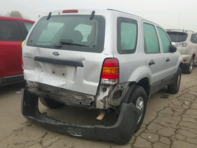 1FMYU02ZX5KA07578 - 2005 FORD ESCAPE XLS SILVER photo 4