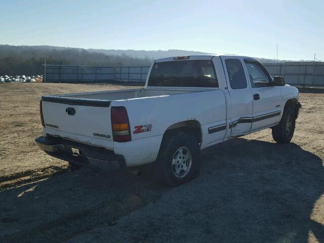 1GCEK19T3YE152677 - 2000 CHEVROLET SILVERADO WHITE photo 4