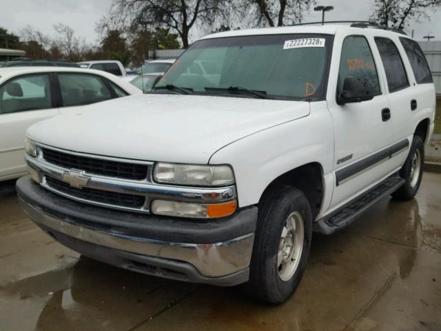 1GNEC13V62J250115 - 2002 CHEVROLET TAHOE C150 WHITE photo 2