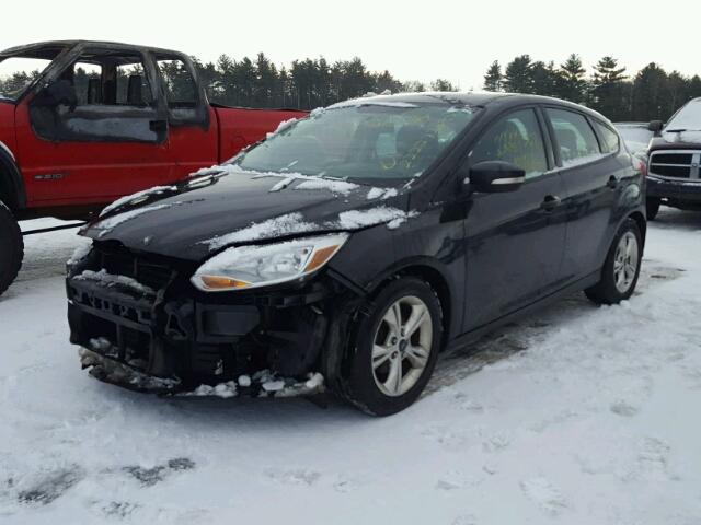 1FADP3K27DL338485 - 2013 FORD FOCUS SE BLACK photo 2