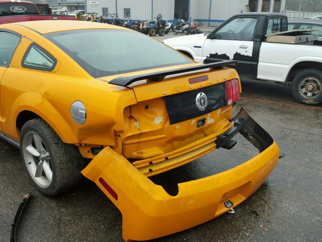 1ZVFT80N375316806 - 2007 FORD MUSTANG ORANGE photo 9