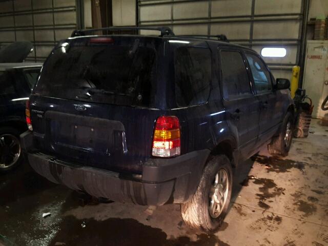 1FMCU03113KB23347 - 2003 FORD ESCAPE XLT BLUE photo 4