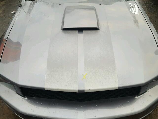 1ZVHT82H975367615 - 2007 FORD MUSTANG GT GRAY photo 7