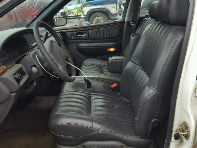 2C3HD46F7RH352161 - 1994 CHRYSLER NEW YORKER 白色 照片 5