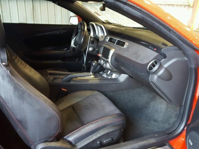 2G1FL3DP1D9800952 - 2013 CHEVROLET CAMARO ZL1 红色 照片 5
