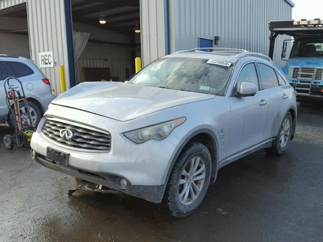 JN8AS1MW9AM853398 - 2010 INFINITI FX35 SILVER photo 2