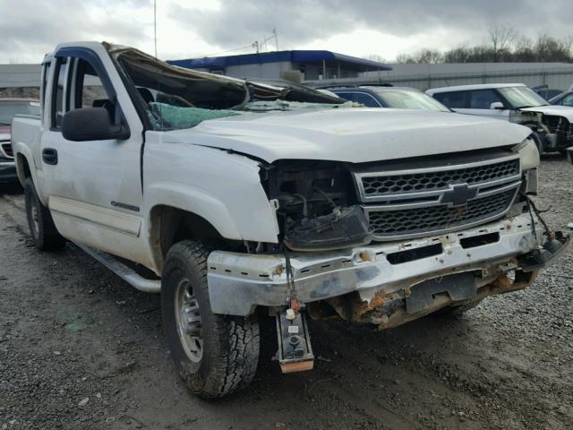 1GCHK23U15F851235 - 2005 CHEVROLET SILVERADO WHITE photo 1