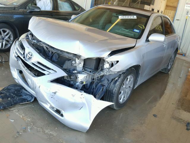 4T1BK46K48U070975 - 2008 TOYOTA CAMRY LE SILVER photo 2