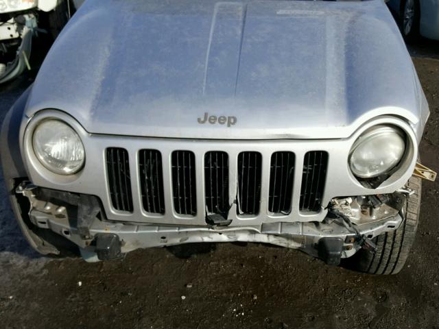 1J4GL48KX3W537568 - 2003 JEEP LIBERTY SP SILVER photo 7