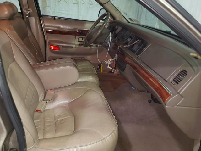 2MEFM75W42X608997 - 2002 MERCURY GRAND MARQ TAN photo 5