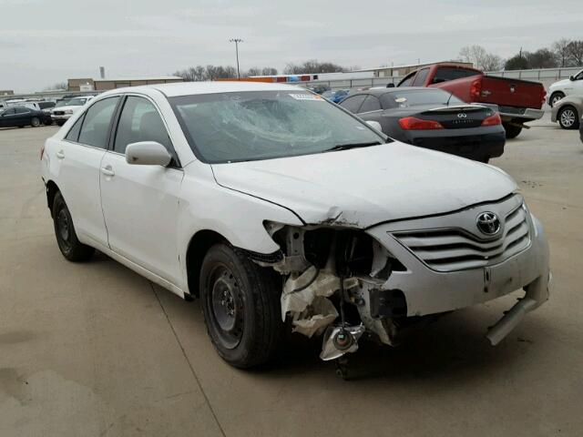 4T1BF3EKXBU770197 - 2011 TOYOTA CAMRY BASE WHITE photo 1