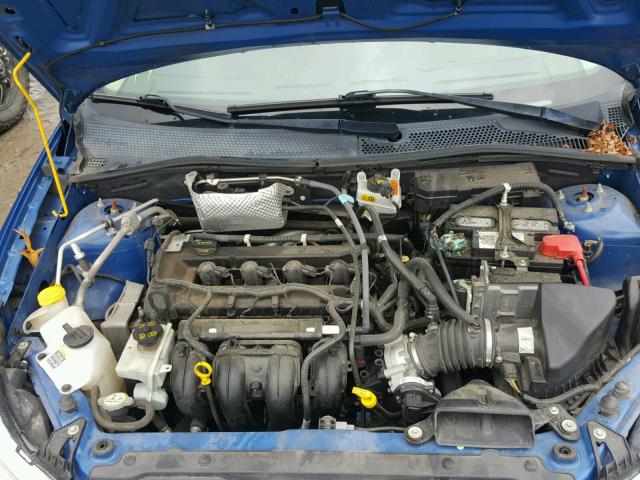 1FAHP3FN0BW147797 - 2011 FORD FOCUS SE BLUE photo 7