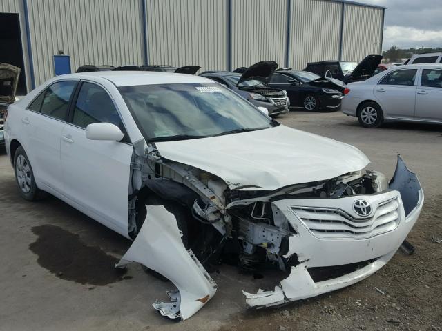 4T1BF3EK8BU639771 - 2011 TOYOTA CAMRY BASE WHITE photo 1