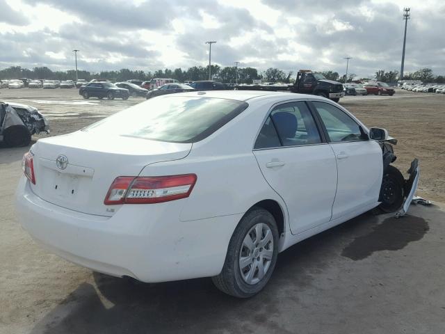 4T1BF3EK8BU639771 - 2011 TOYOTA CAMRY BASE WHITE photo 4