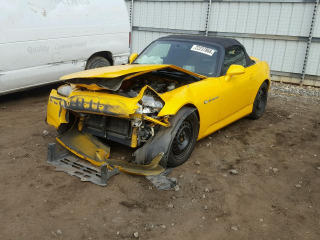 JHMAP214X4T005299 - 2004 HONDA S2000 YELLOW photo 2