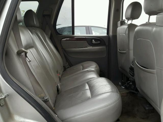 1GKDT13S452307862 - 2005 GMC ENVOY TAN photo 6