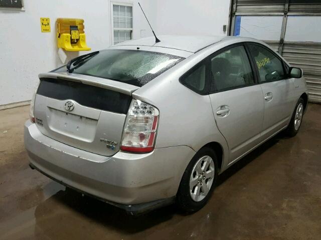 JTDKB20UX73294243 - 2007 TOYOTA PRIUS SILVER photo 4