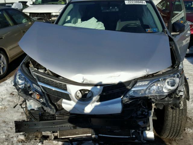 2T3BFREV2DW123249 - 2013 TOYOTA RAV4 LE SILVER photo 7