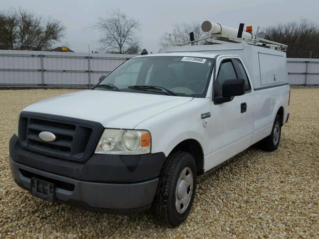 1FTRF12218KC95460 - 2008 FORD F150 WHITE photo 2