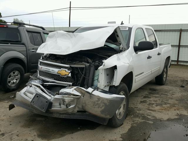 1GCPCSE79CF144428 - 2012 CHEVROLET SILVERADO WHITE photo 2