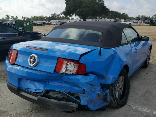 1ZVBP8EM6C5276458 - 2012 FORD MUSTANG BLUE photo 4