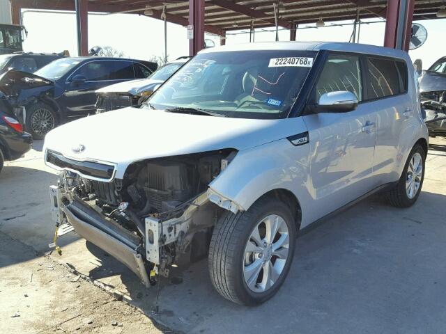 KNDJP3A58E7724948 - 2014 KIA SOUL + SILVER photo 2