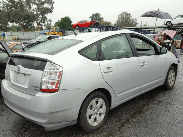 JTDKB20U367077639 - 2006 TOYOTA PRIUS SILVER photo 4