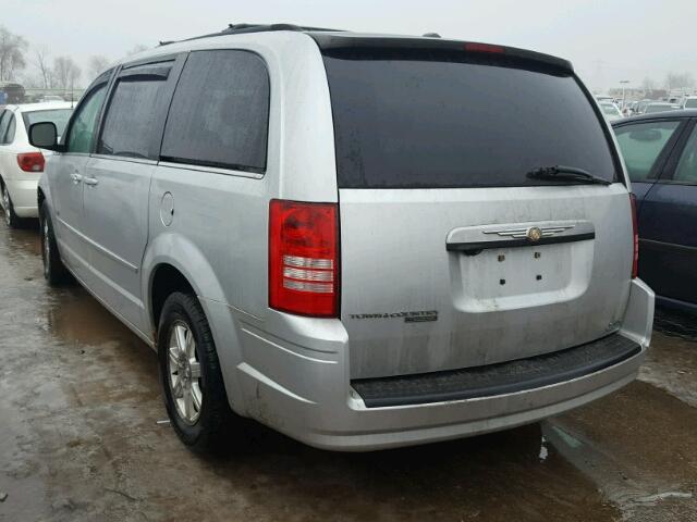 2A8HR54P68R701438 - 2008 CHRYSLER TOWN & COU SILVER photo 3