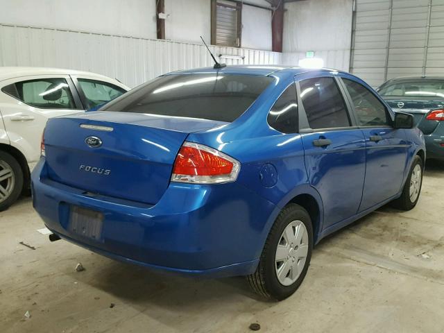 1FAHP3EN6AW163891 - 2010 FORD FOCUS S BLUE photo 4