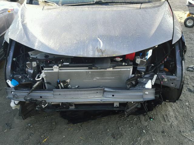 JHMGK5H76GX038551 - 2016 HONDA FIT EX GRAY photo 9