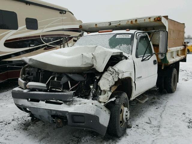 1GBJK34U86E213243 - 2006 CHEVROLET SILVERADO WHITE photo 2