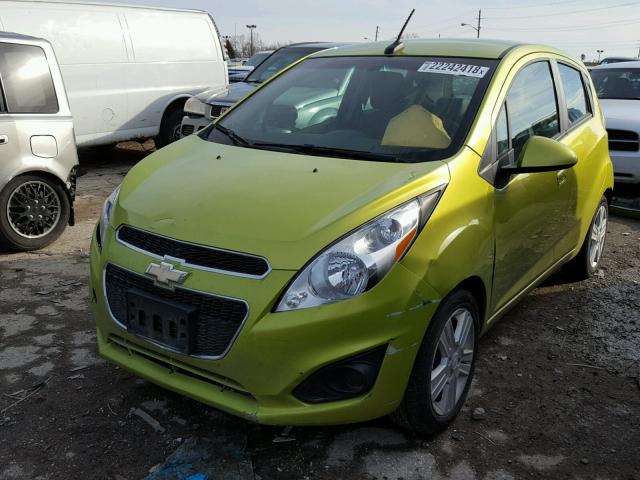 KL8CD6S92DC624797 - 2013 CHEVROLET SPARK 1LT GREEN photo 2