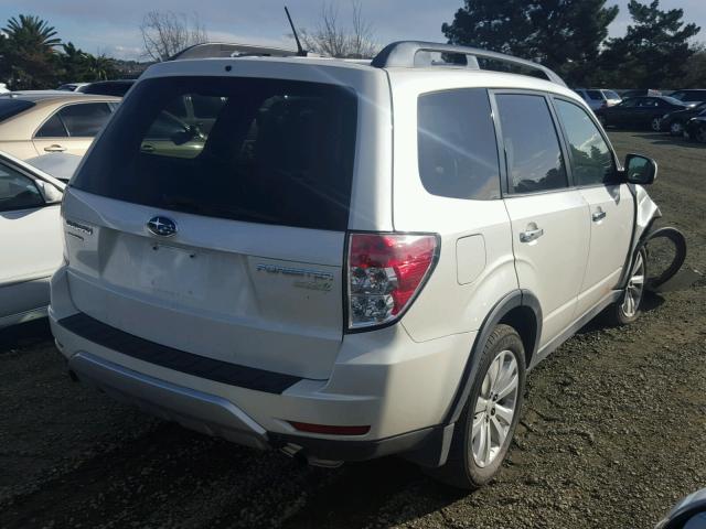 JF2SHADC5CH452691 - 2012 SUBARU FORESTER 2 WHITE photo 4