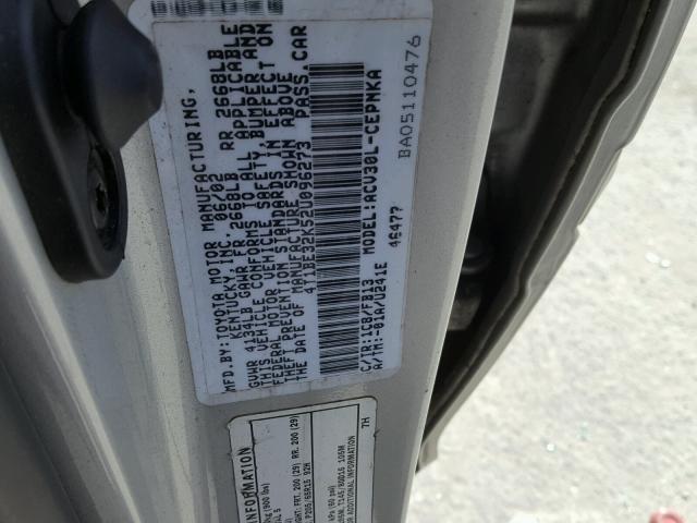 4T1BE32K52U096273 - 2002 TOYOTA CAMRY LE SILVER photo 10