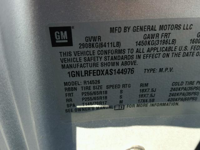 1GNLRFEDXAS144976 - 2010 CHEVROLET TRAVERSE L SILVER photo 10