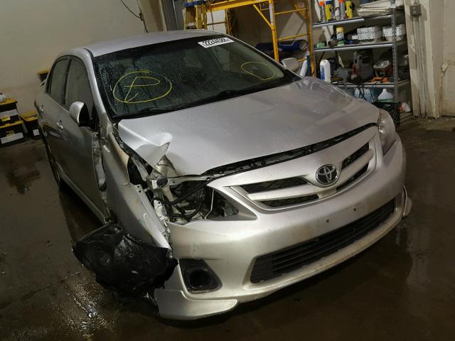 2T1BU4EE9CC825571 - 2012 TOYOTA COROLLA BA SILVER photo 1